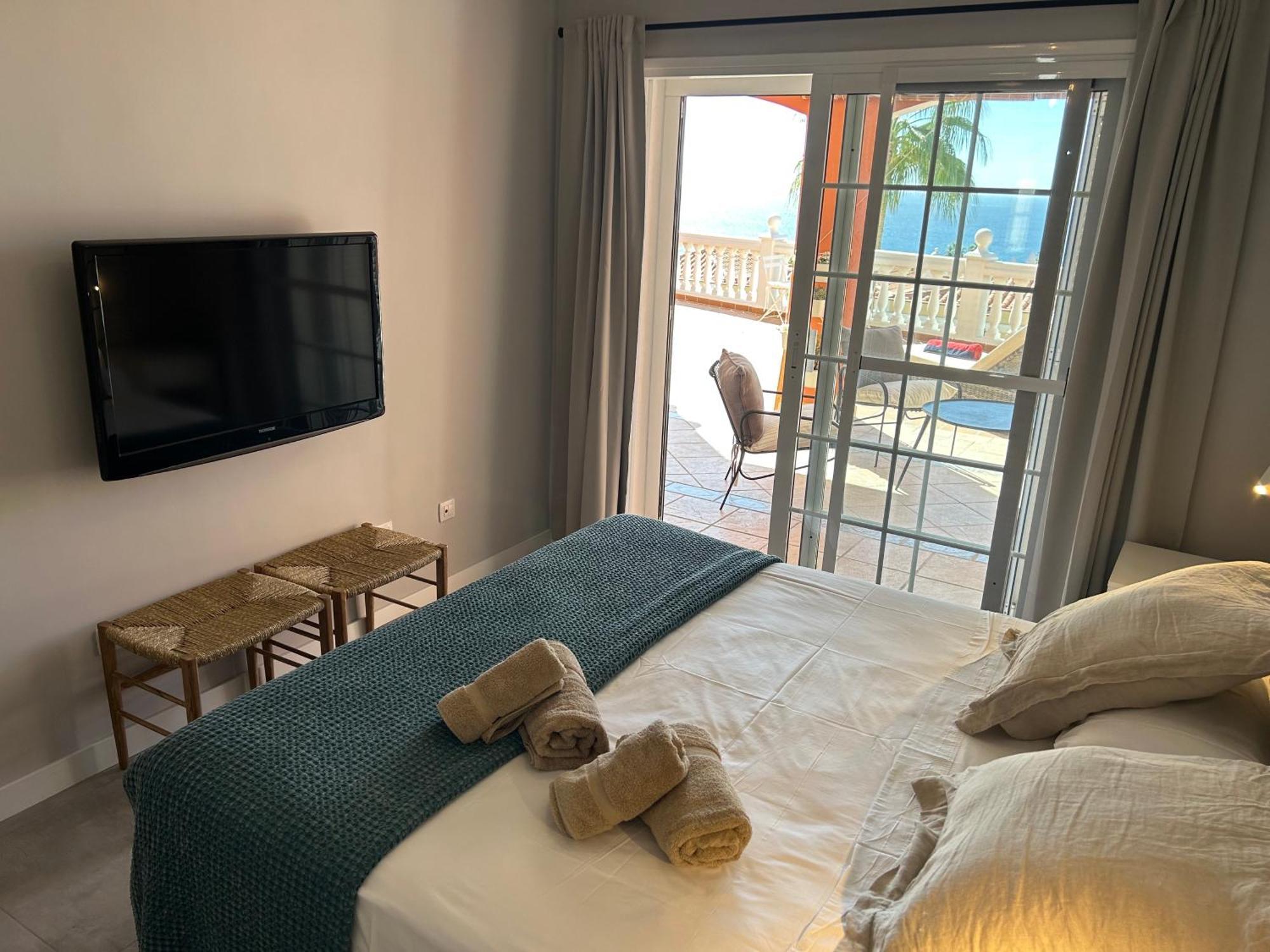 Playa Del Duque-Amazing Views 2 Bedroom Costa Adeje  Exterior foto