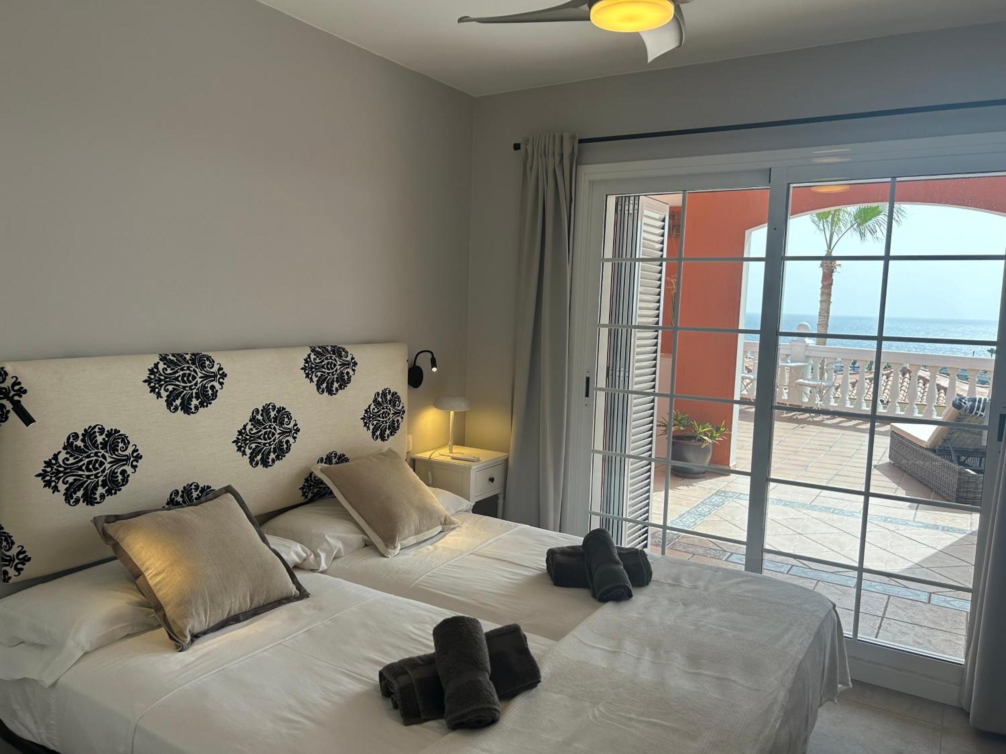 Playa Del Duque-Amazing Views 2 Bedroom Costa Adeje  Exterior foto